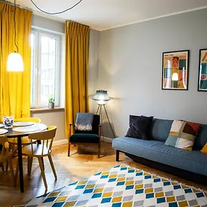 Maya's Flats & 40 - Kolodziejska Old Town Гданьск